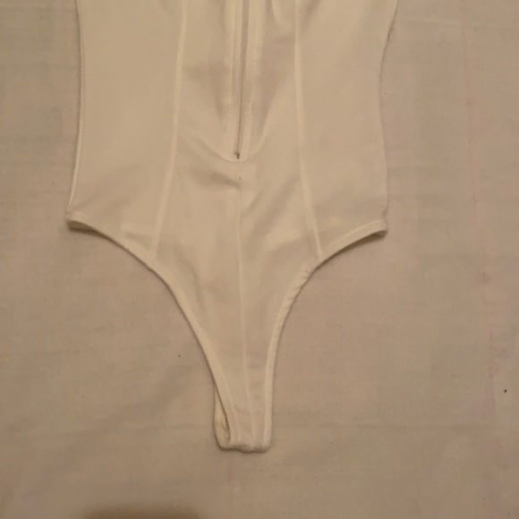 Lux la body suit - Picture 3 of 4